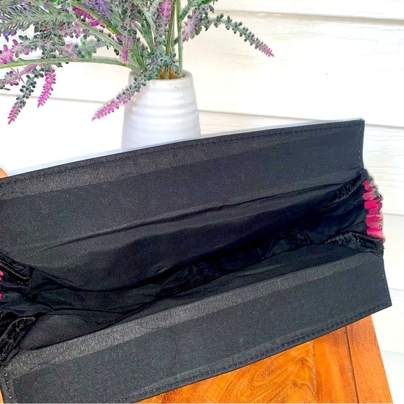 Miche Pink and Black Clutch Wristlet - Picture 4 of 7